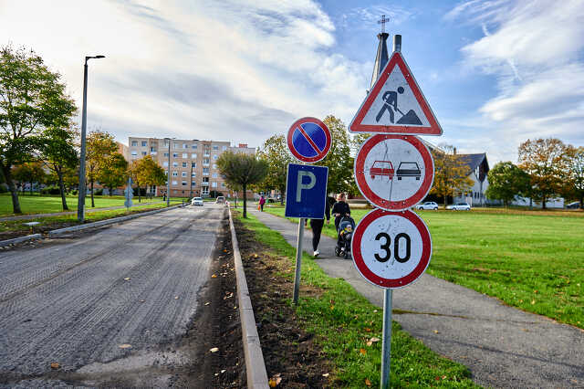 Útfelujítás a szombathelyi Kodály Zoltán utcában
