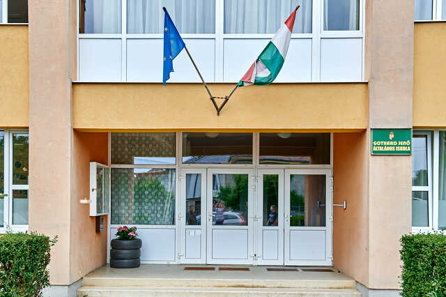 Gothard Jenő Általános Iskola