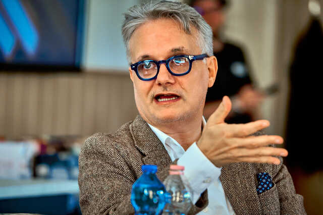 Nyáry Krisztián