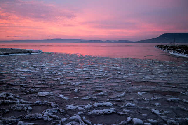 Befagyott Balaton Fonyódnál