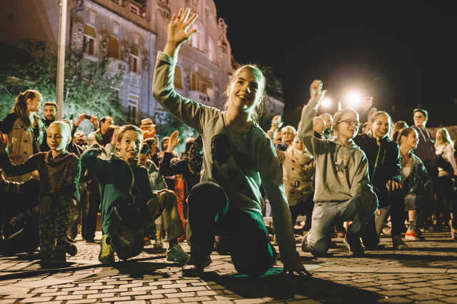 Balkan Fanatik koncert a Fő téren