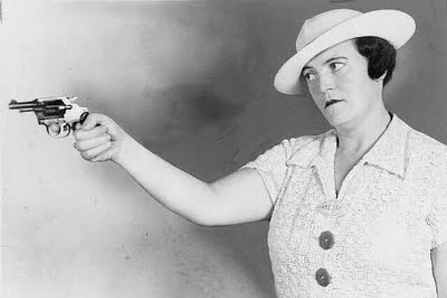 woman with gun2