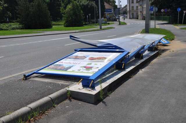 Letarolták a szentgotthárdi buszmegállót