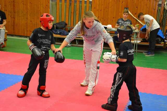Házi versennyel búcsúztatták az évet a kick-boxosok