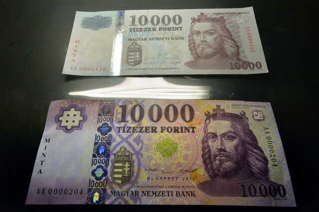 Megújulnak a bankjegyek - itt az új tízezres