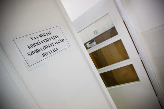 Szombathelyi Járási Hivatal átadása