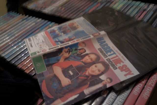 Másolt DVD-ket találtak a pénzügyőrök