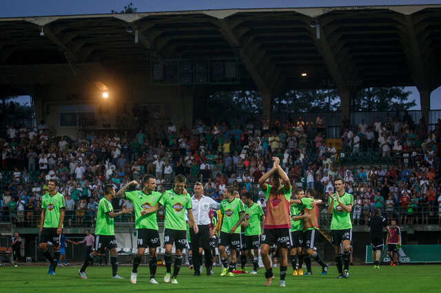 Haladás-Paks, meccs utáni ünneplés