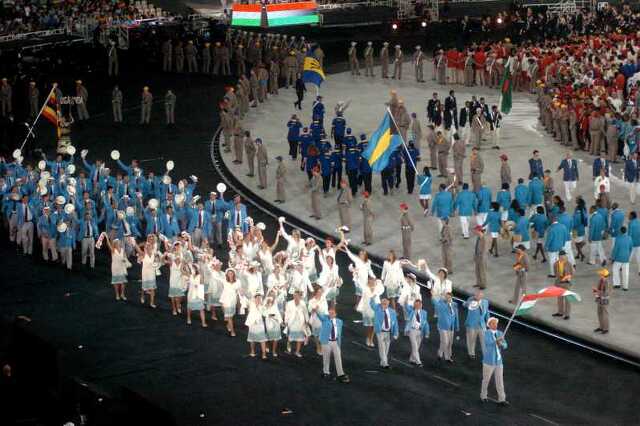 2004-ben ebben vonultak a magyarok Athénben 
