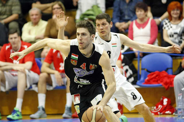Szolnoki Olaj KK - Egis Körmend 62-75