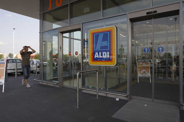 Aldi nyitás