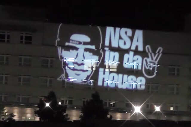 NSA-ellenes Fénygraffiti Berlinben