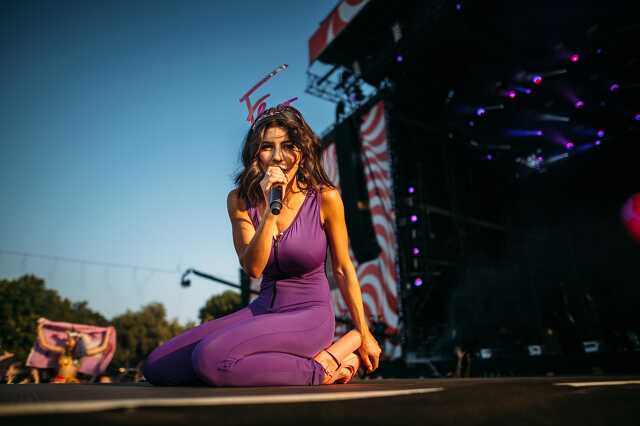 Marina and the Diamonds a Szigeten