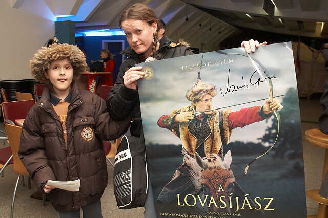 A lovasíjász című film díszbemutatója