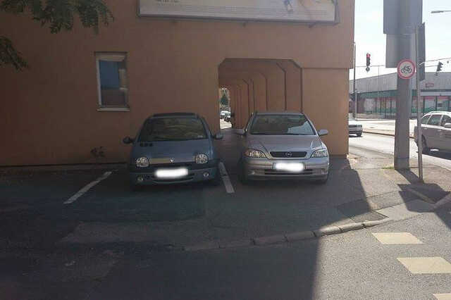 Tapló parkoló