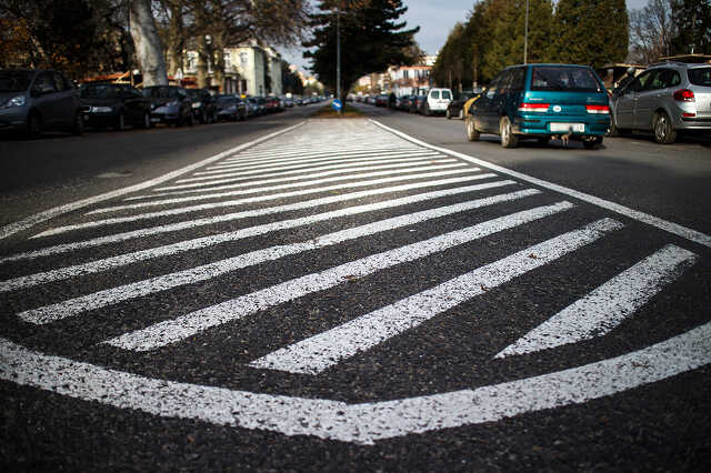 Forgalom elől elzárt terület a kórháznál