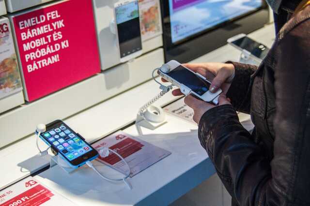 Új Telekom üzlet a Fő téren