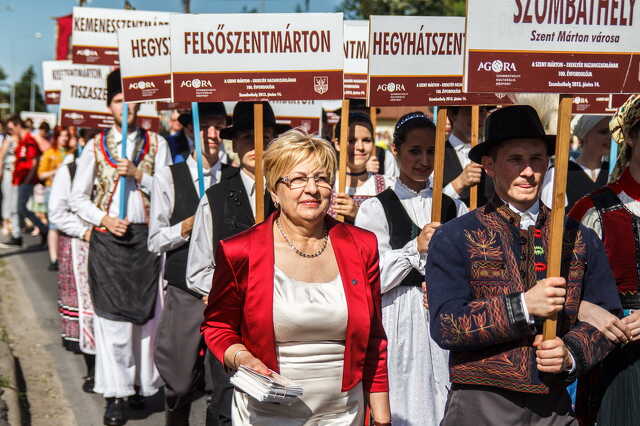 Szent Márton körmenet