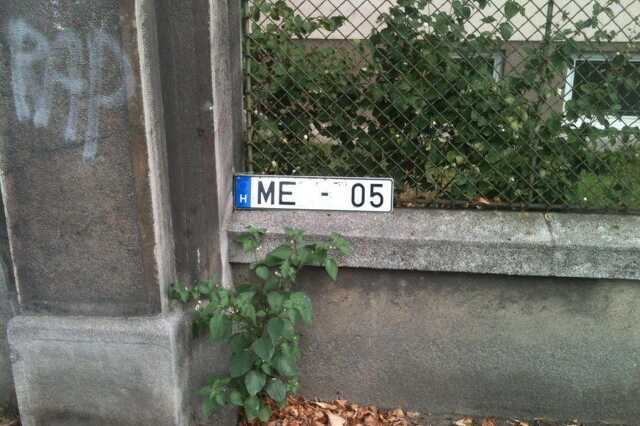 Elveszett rendszámtábla