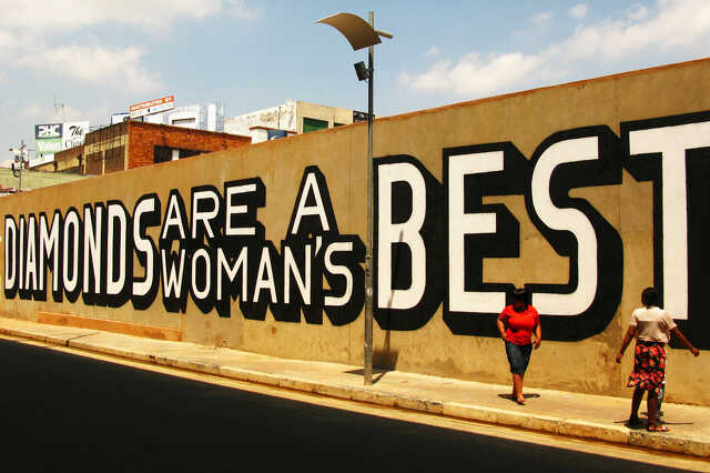 diamond street art