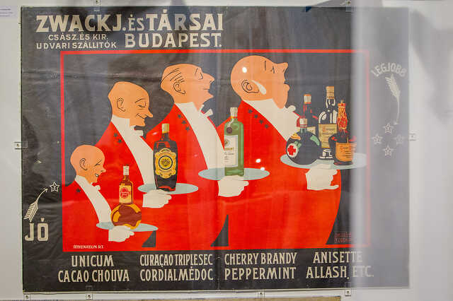 Plakátkiállítás
