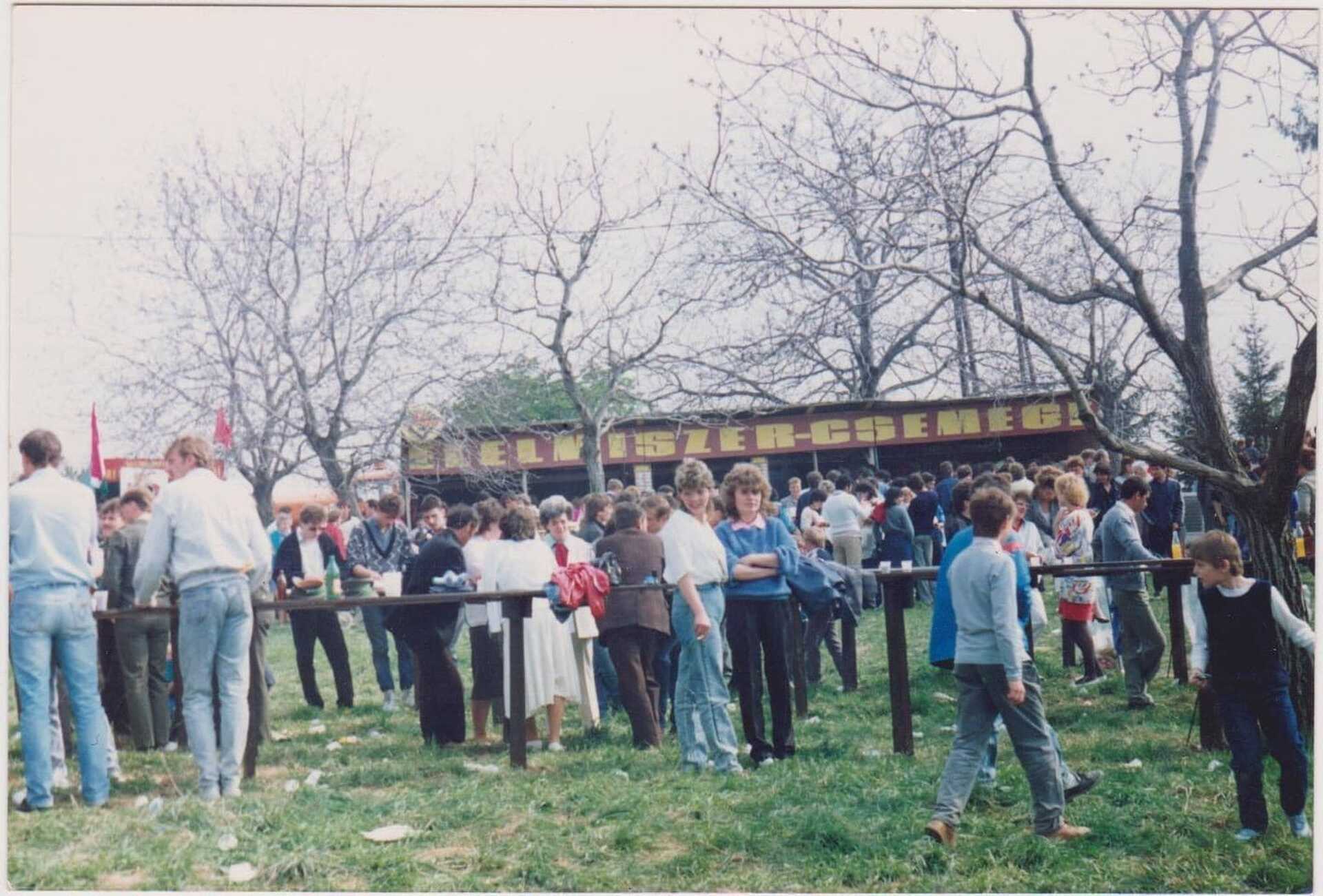 A királyvölgyben 1988. május 1-én