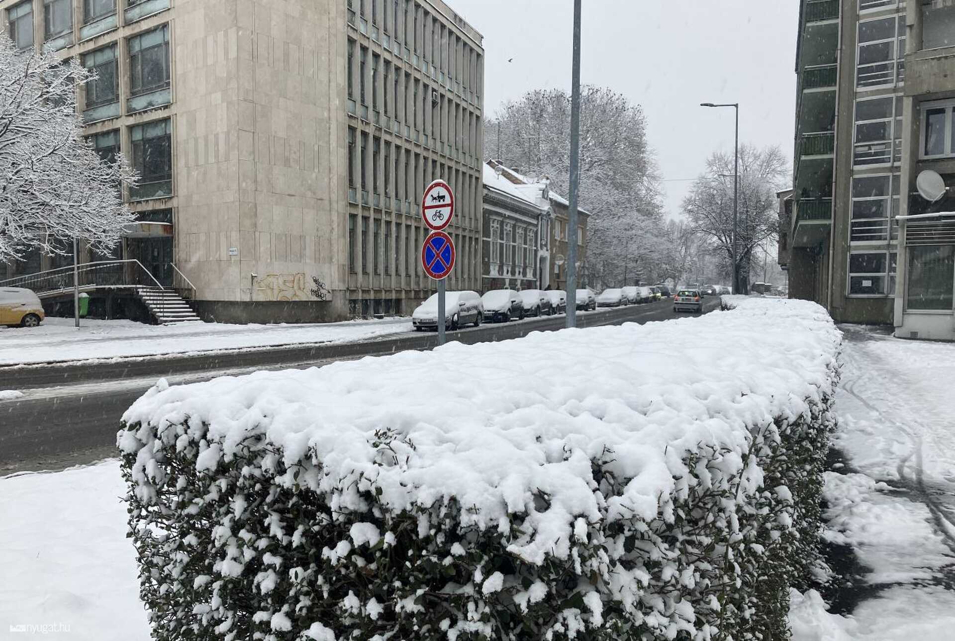 Hó, havazás Sombathelyen 