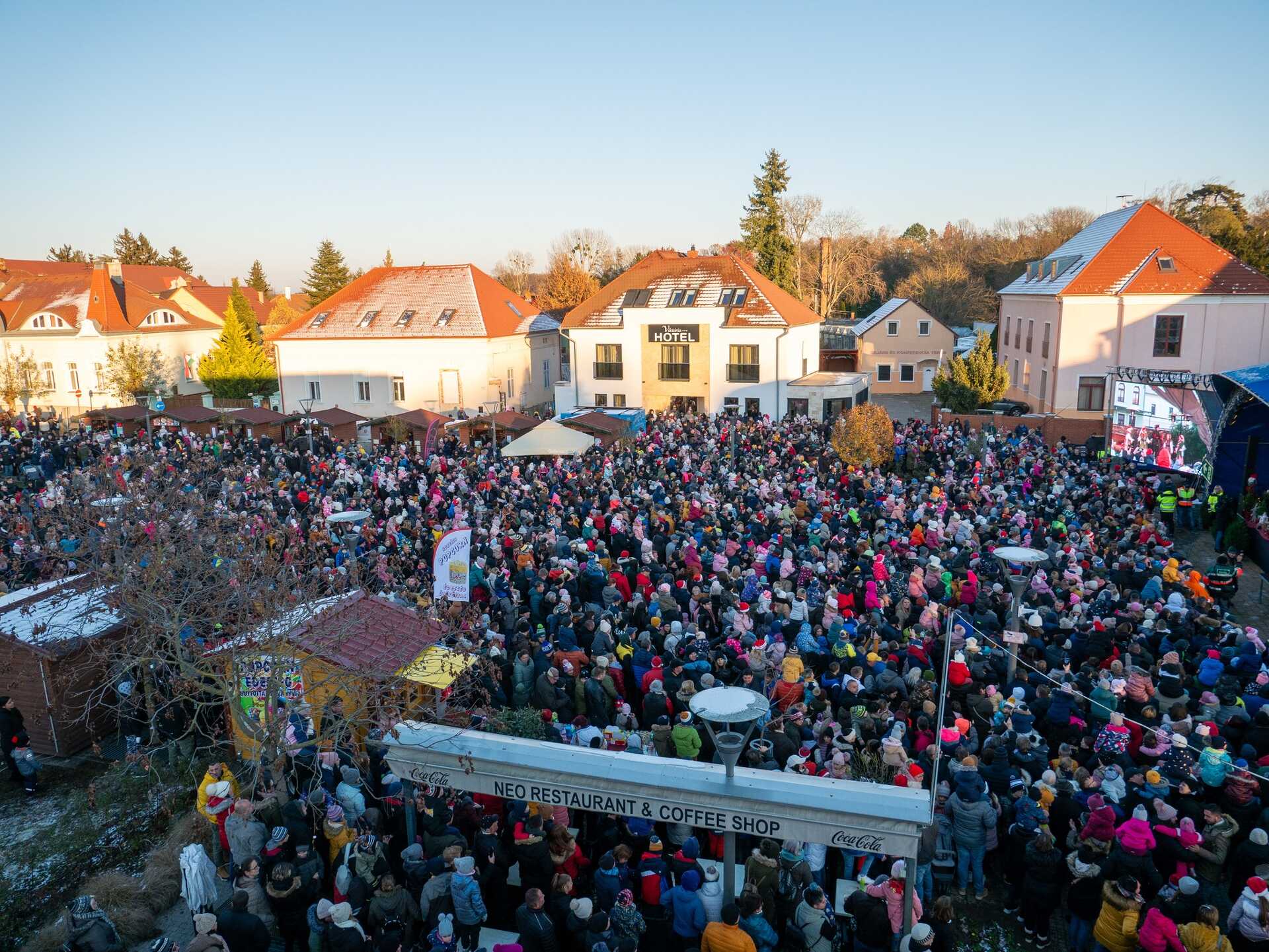 Joulupukki Sárváron