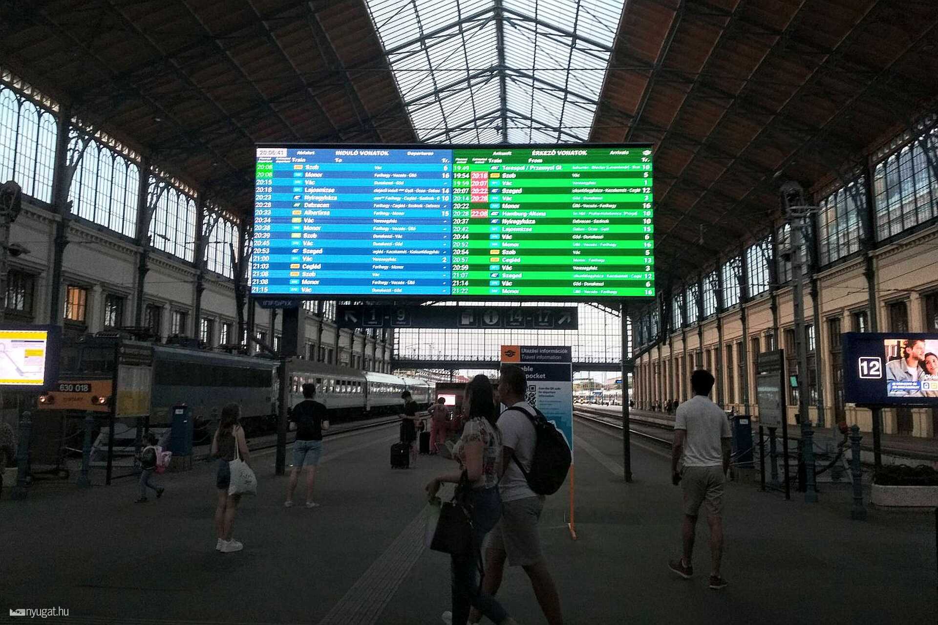 Elment az idő a magyar vasút mellett