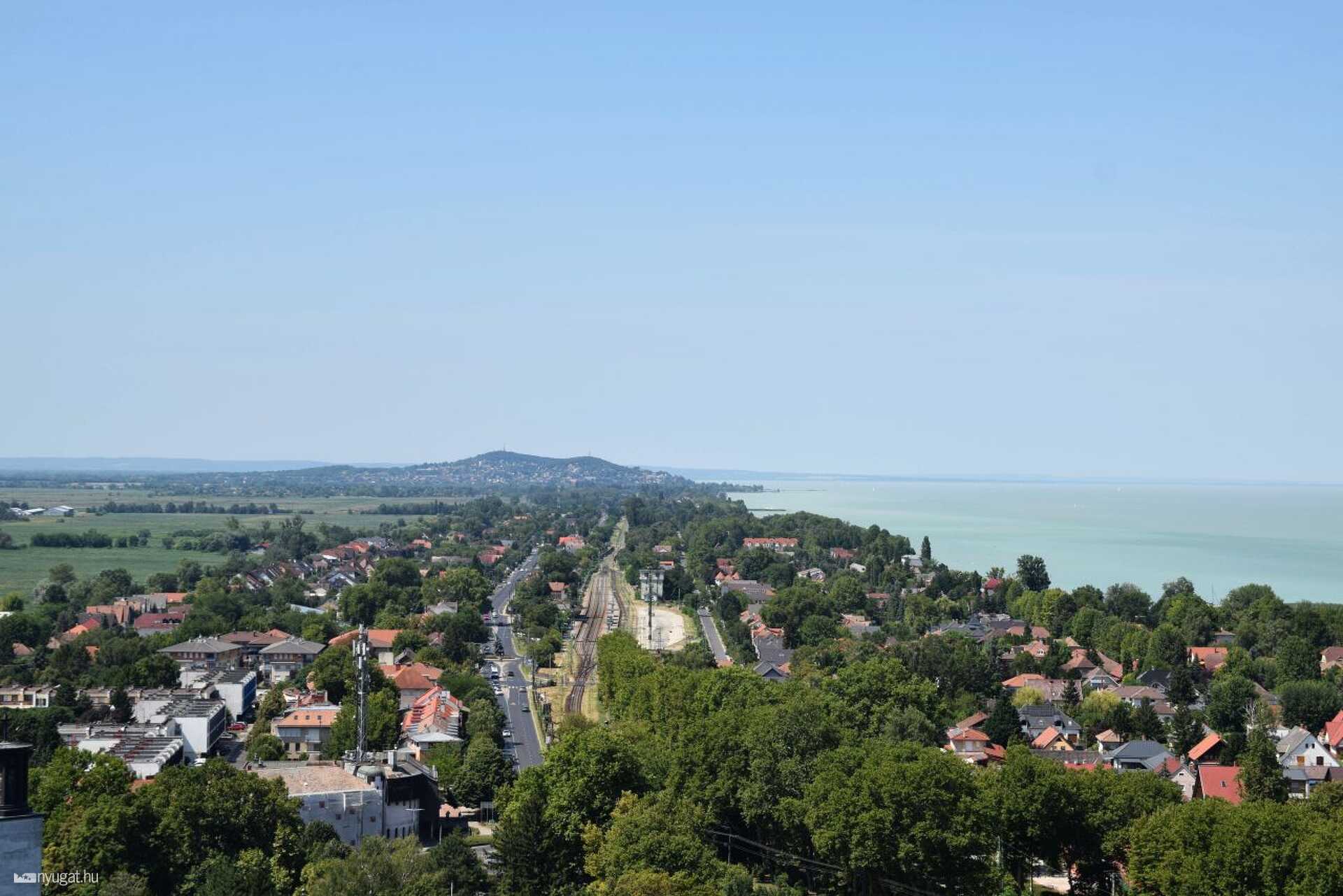 Gömbkilátó, Balatonboglár, Balaton
