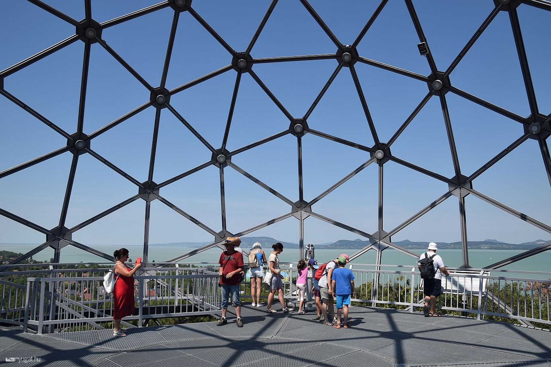 Gömbkilátó, Balatonboglár, Balaton