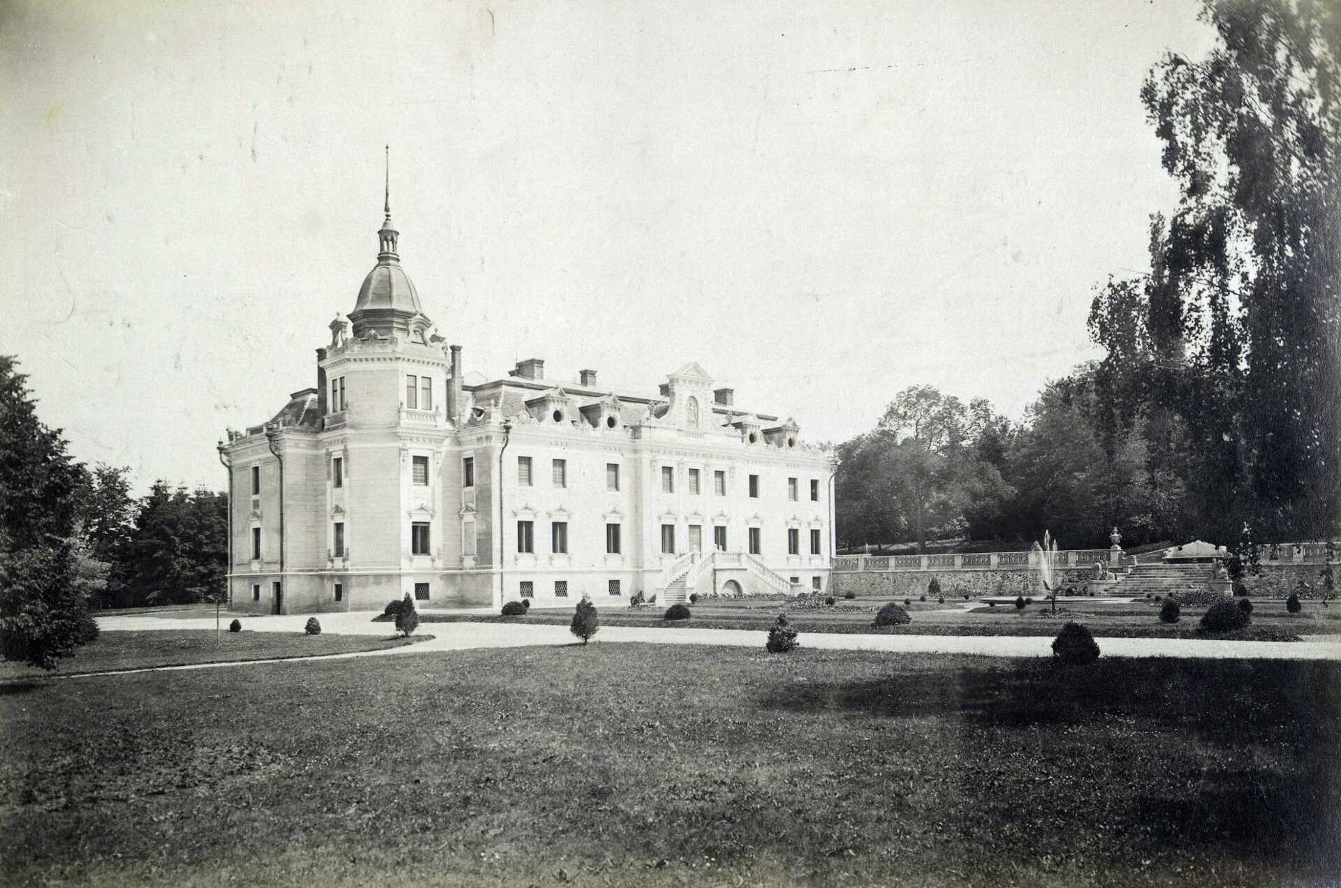 A Szapáry-kastély 1895-1899 körül
