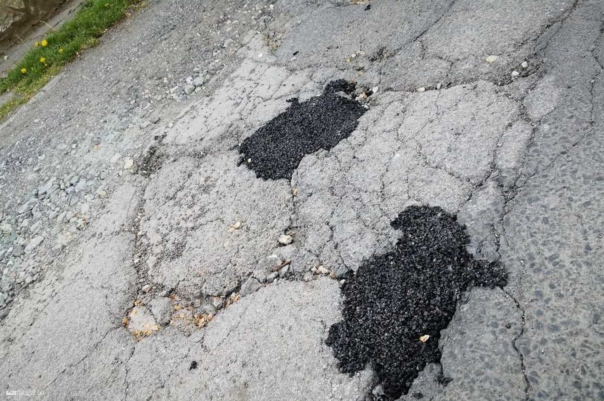 Vadrózsa utca kátyúzás