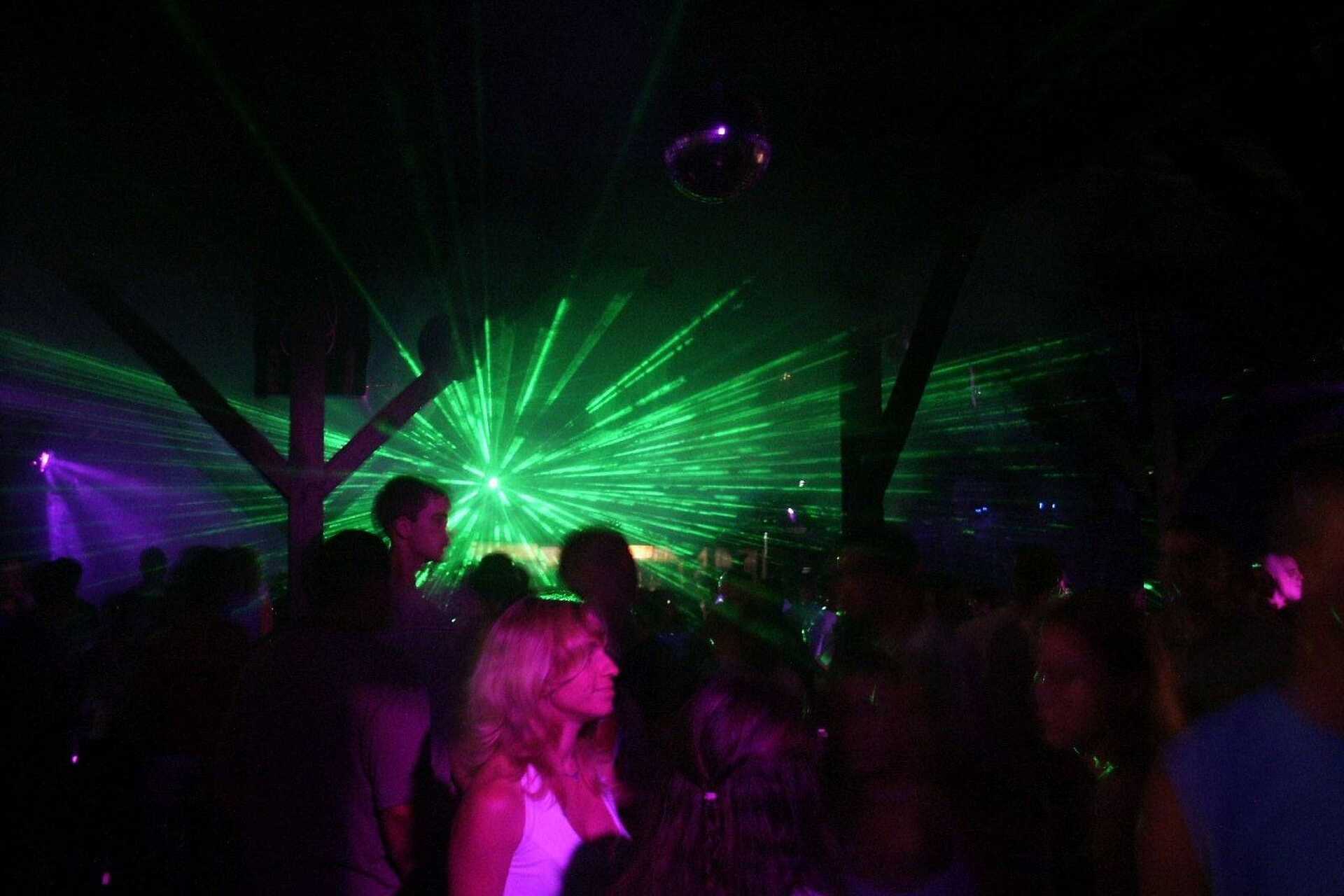 Tropical Strand Disco Döröske nosztalgia