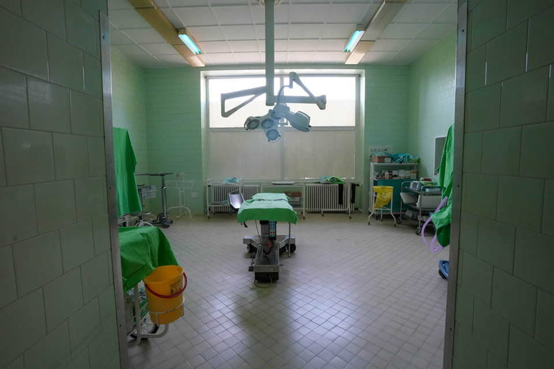 A szentesi kórházban jártak Magyar Péterék