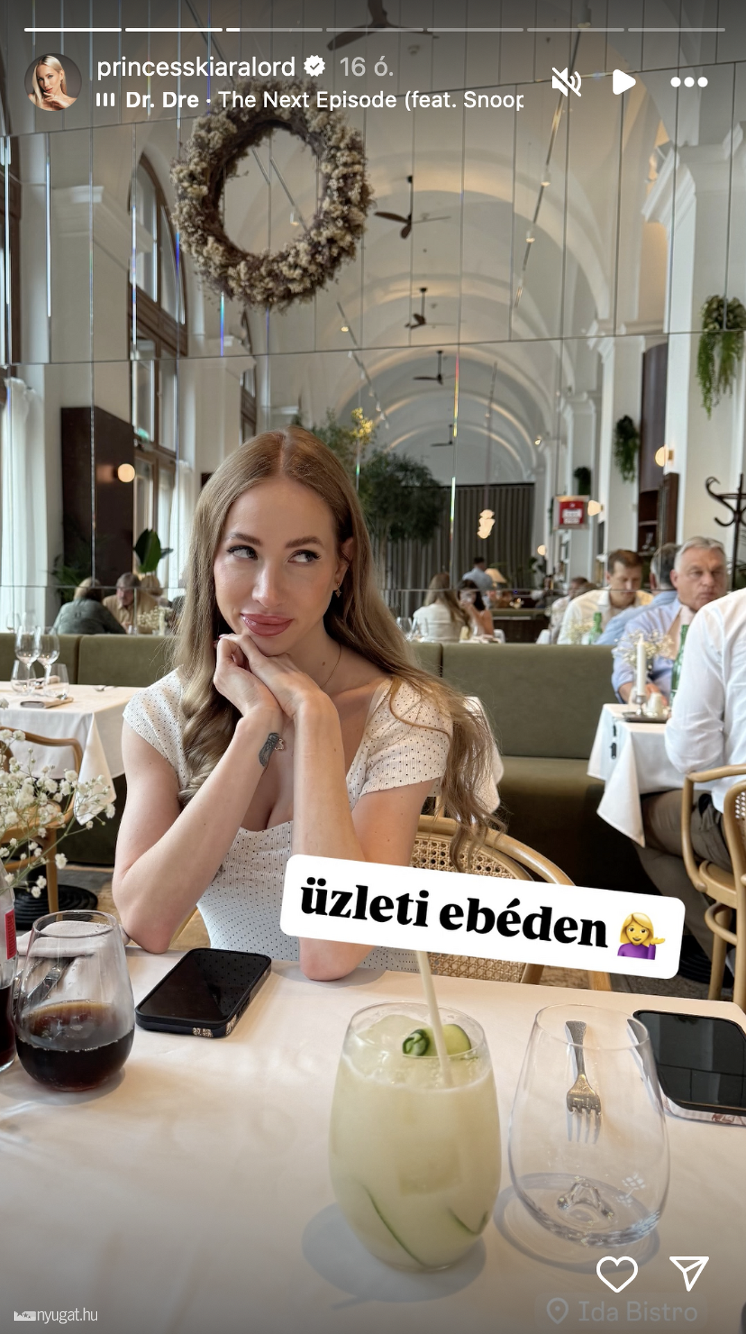 Egy étteremben ebédelt a pornószínésznő a miniszterelnökkel