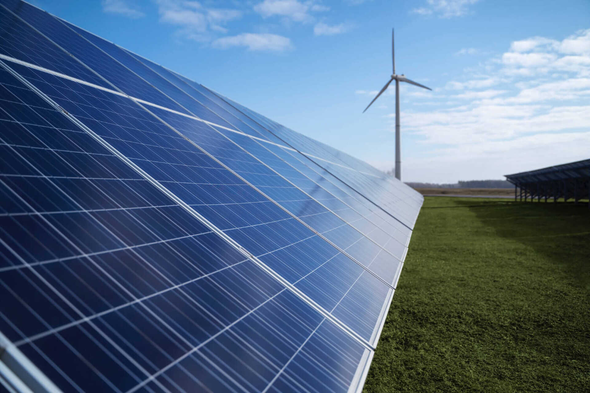 Atom, nap vagy szél? – Hogyan alakulhat át Magyarország energiatermelése 2025 után