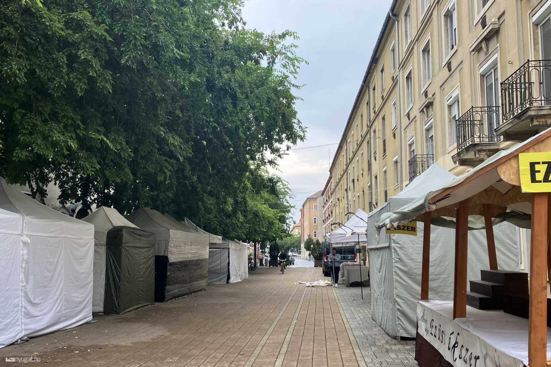 Karneváli reggel eső után 
