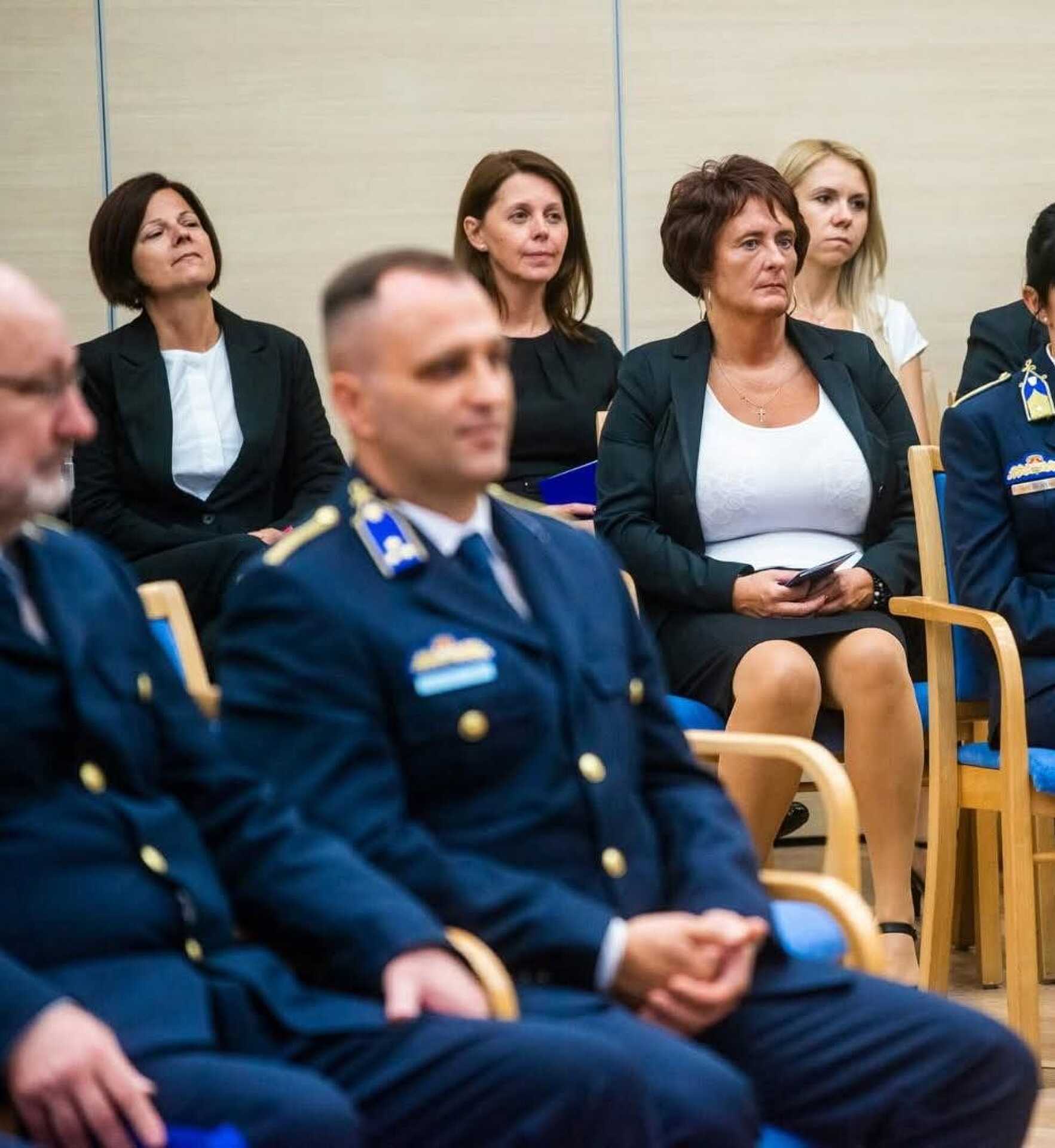 Vas megyei rendőröket tüöntettek ki