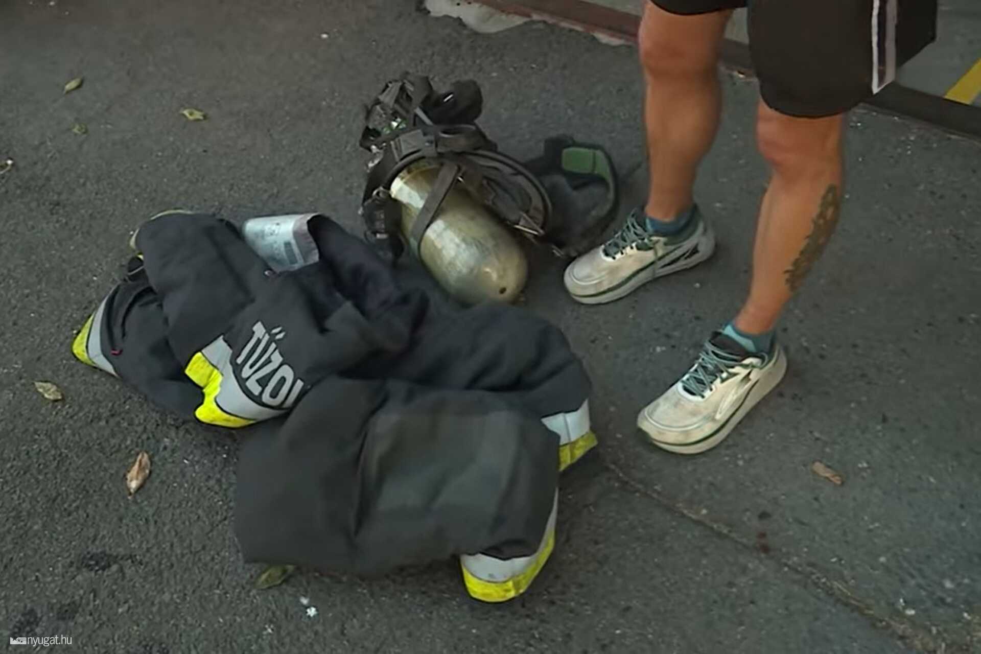 Teljes védőfelszerelésben futja le a maratont