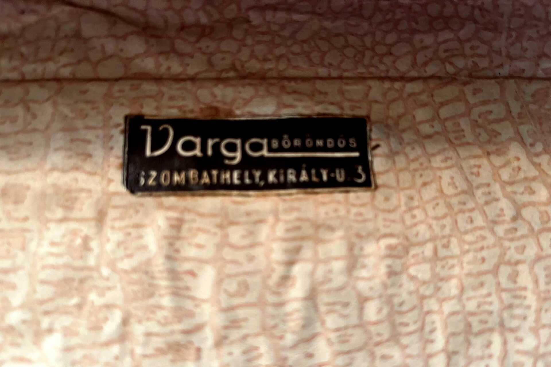 A bőrönd bilétával