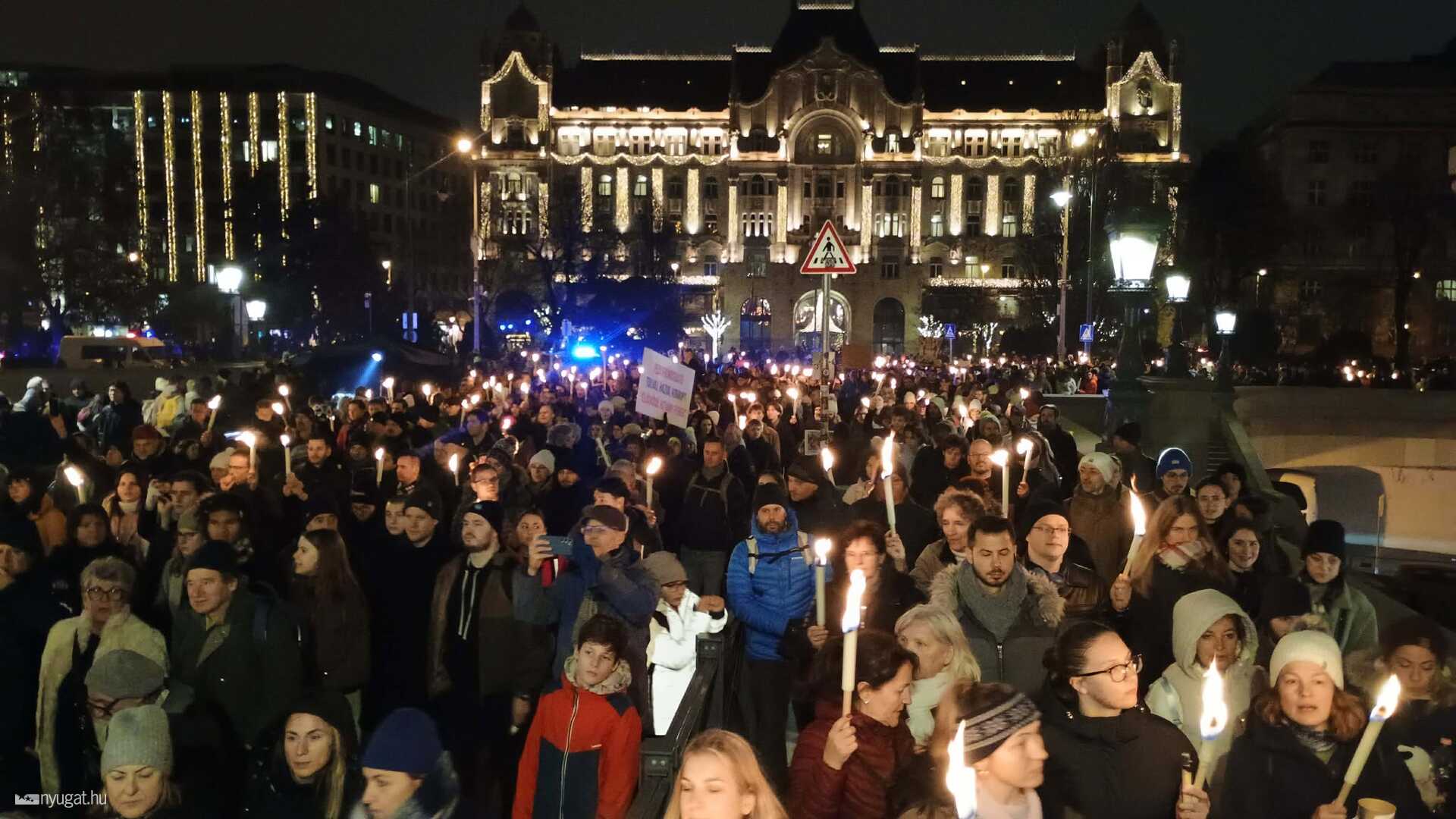 Tüntetés a gyermekekért MP