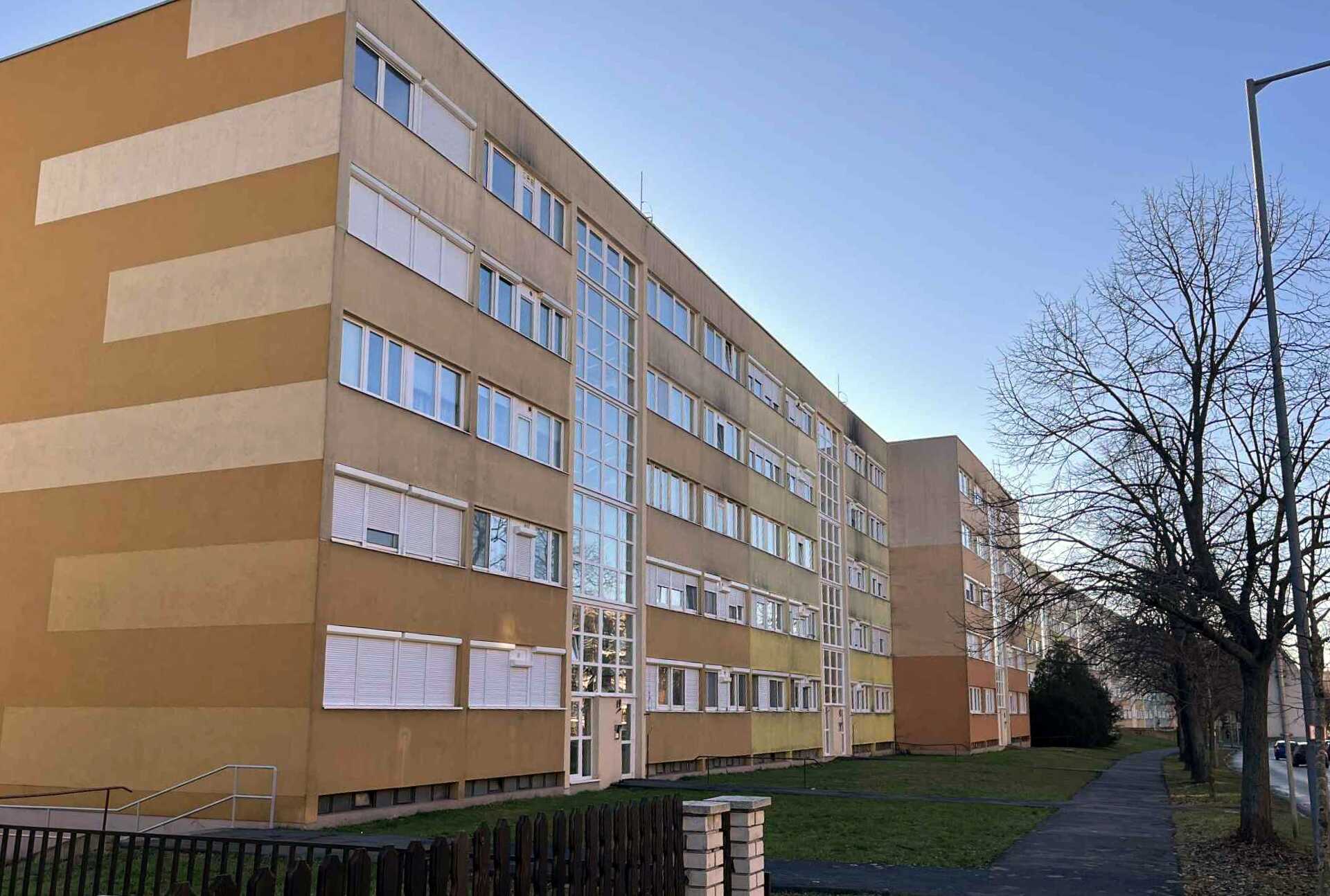 Szalagházak a Szent Flórián körúton