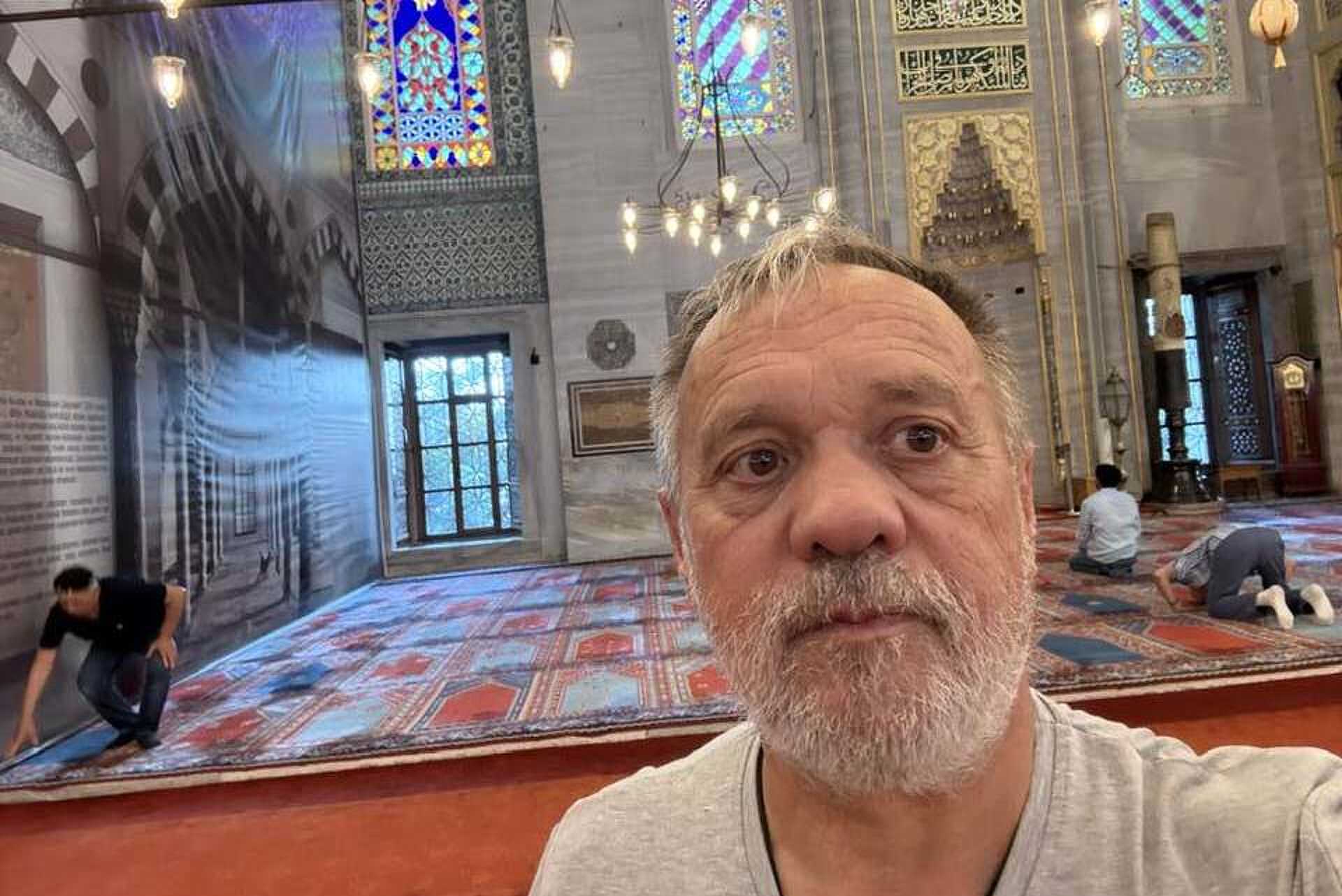 Bolek Zoltán a mecsetben
