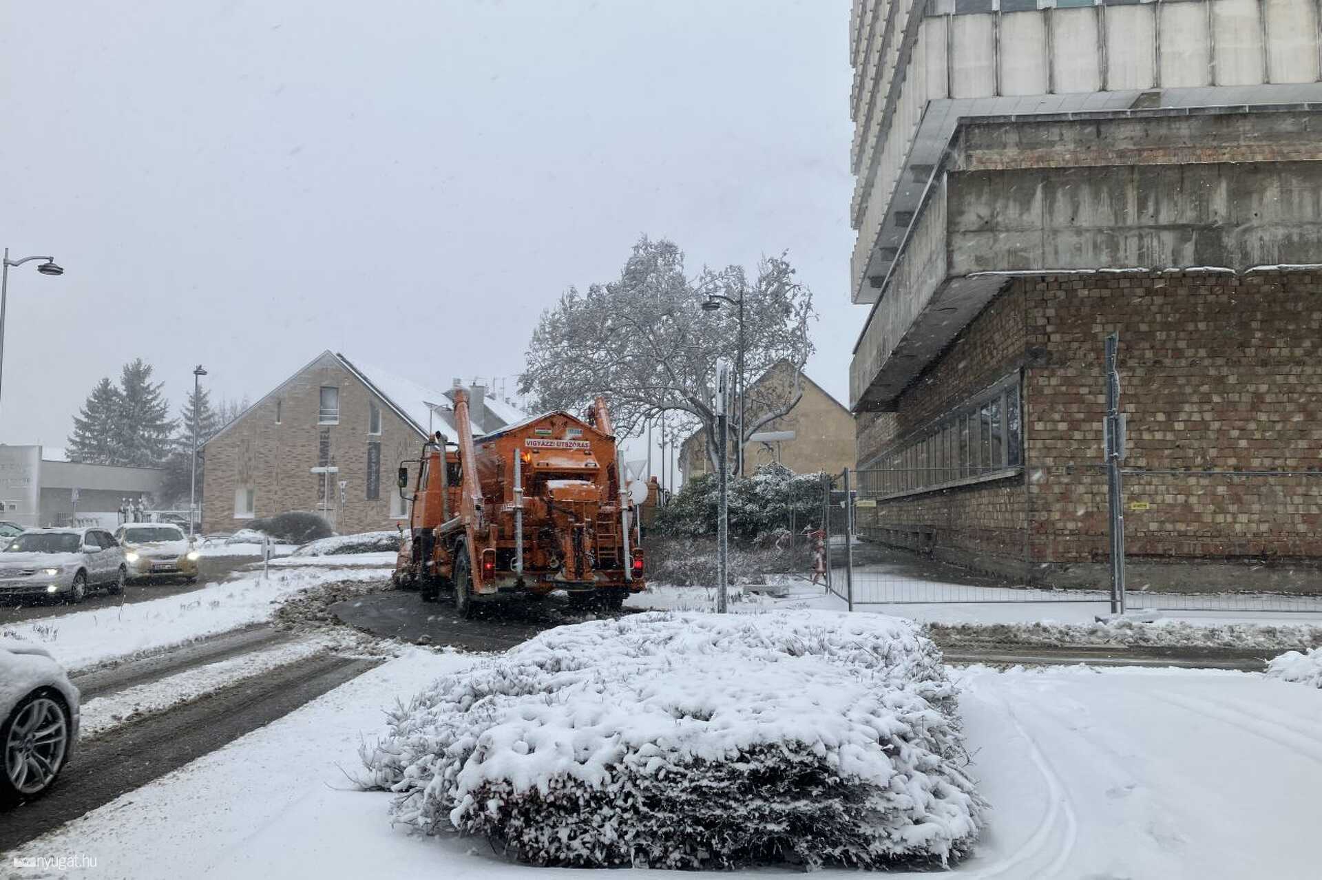 Februári havazás Szombathelyen