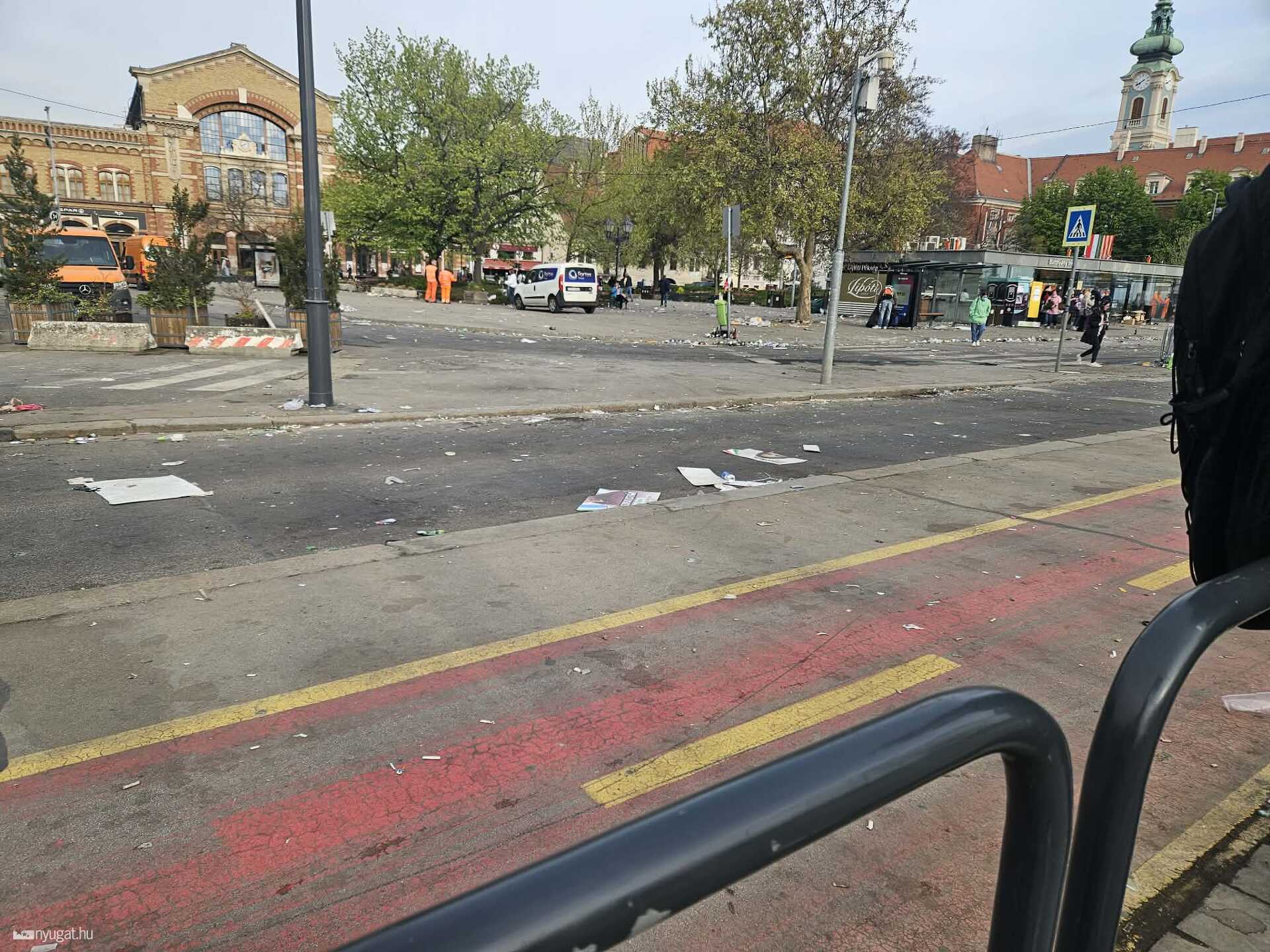 A budapesti Batthyány tér hétfő reggel