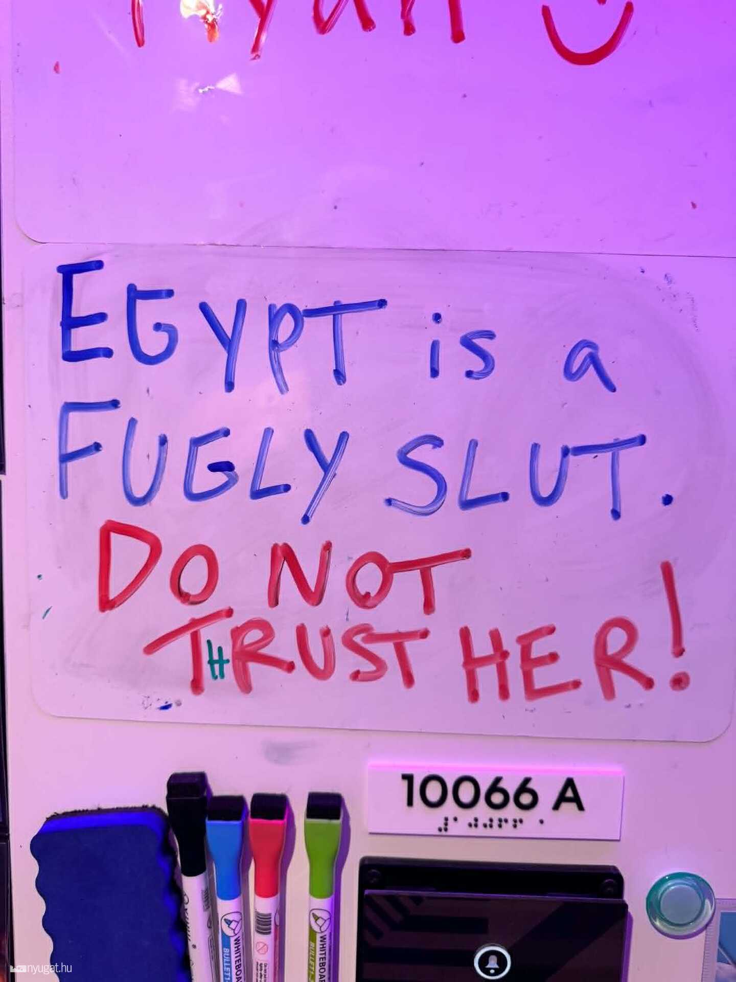 ,,Egyiptom egy csúnya ribanc. Ne bízz meg benne!''