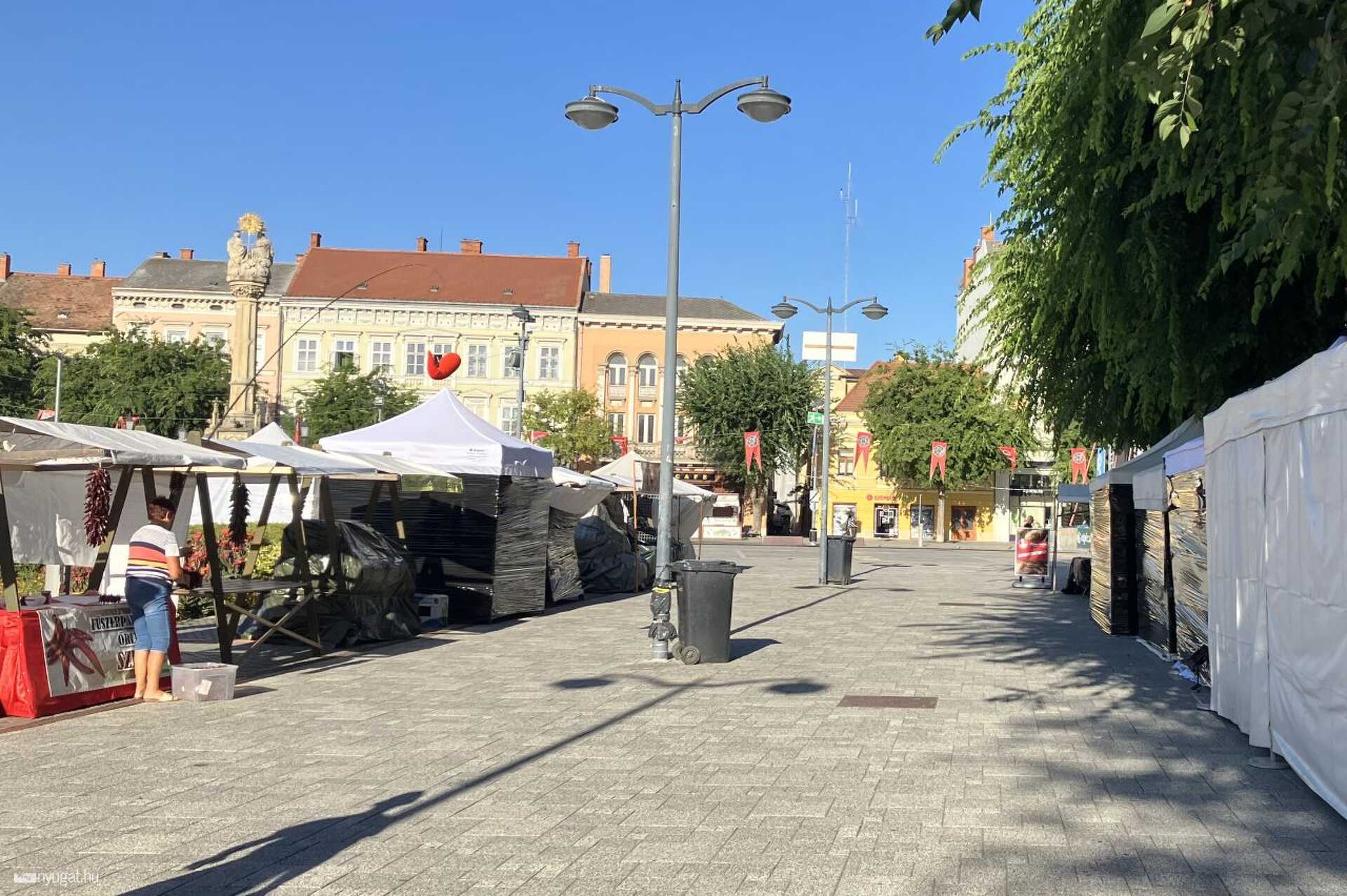 Reggeli takarítás a karneválon