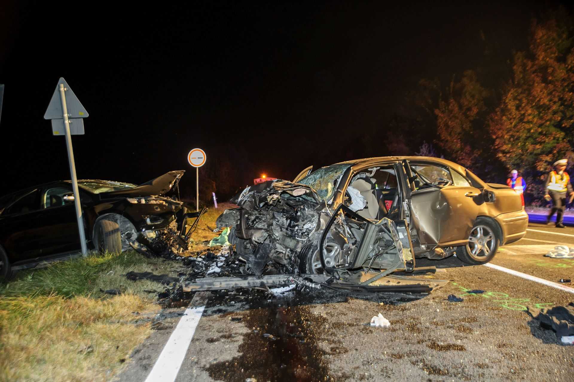 Halálos baleset történt az 1-es főúton Bicskénél 