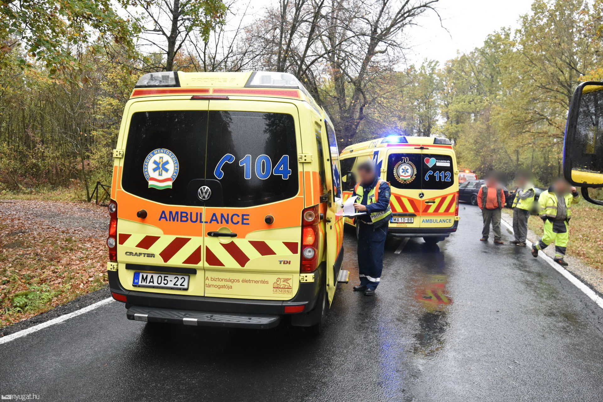 Megpördült és a szemből jövő Opelnek csapódott egy BMW Ják és Szombathely között
